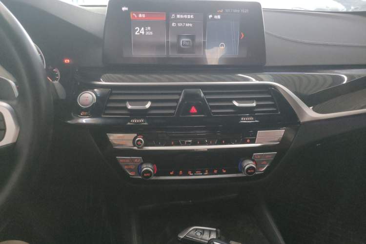 Used BMW 5 Series 2018 Restyled 530Li Leading Edition M Sport Package