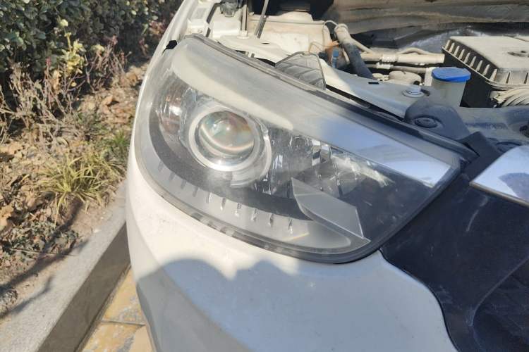 Used Brilliance V3 2016 1.5L Automatic Smart Version
