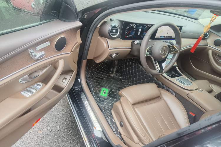 Used Mercedes-Benz E-Class 2022 Updated E 300 L Stylish Edition Driver Seat