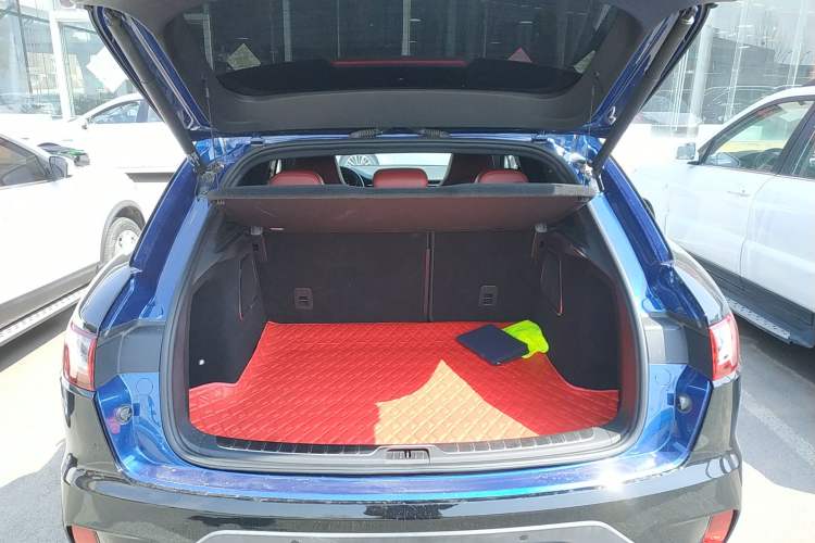 Used SERES SF5 2021 Four-Wheel Drive Freedom Expedition Edition
