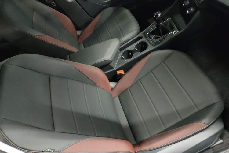 Used Volkswagen Bora 2019 1.5L Manual Comfort Version