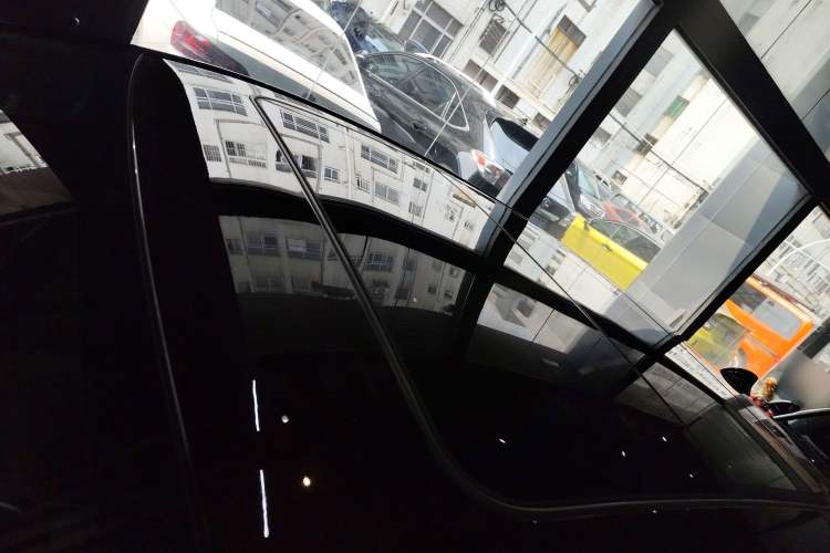 Used Buick LaCrosse 2022 Avenir Avia First Edition Roof