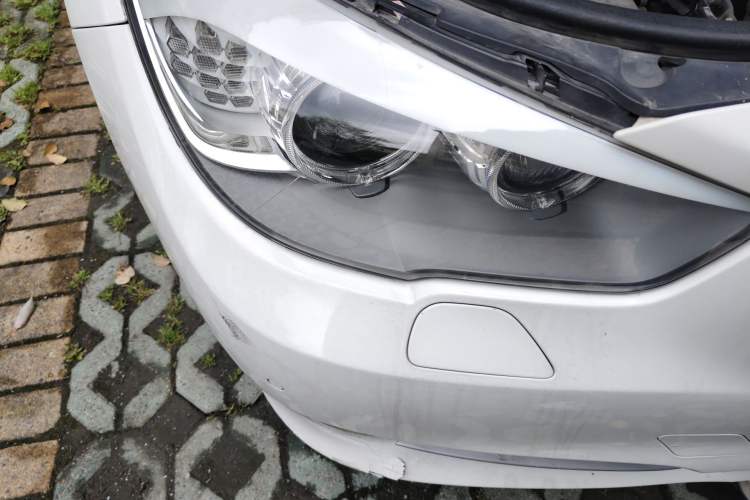 Used BMW 5 Series GT 2010 535i Leading Model Right Front Headlight