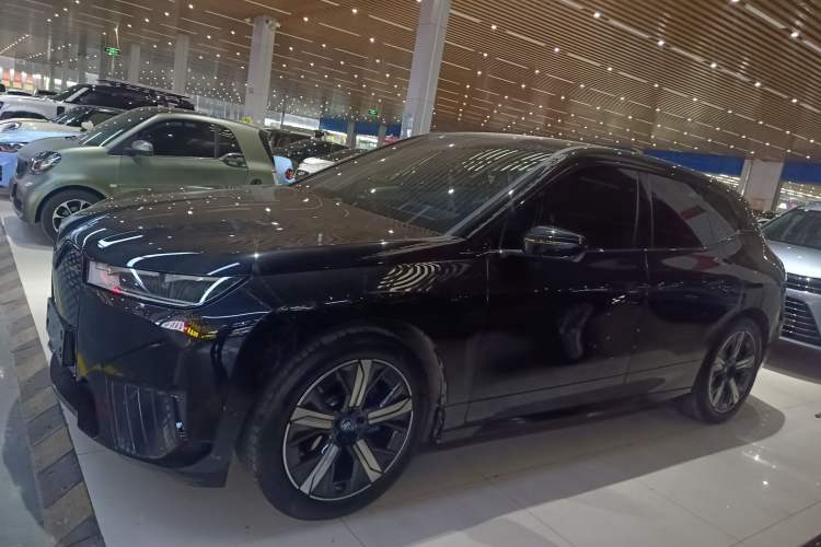 Used BMW iX 2023 Updated xDrive40
