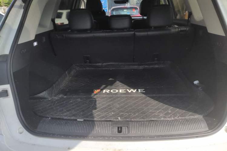 Used Roewe RX5 MAX 2021 Supreme Series 300TGI Automatic Luxury Cabin Edition Trunk