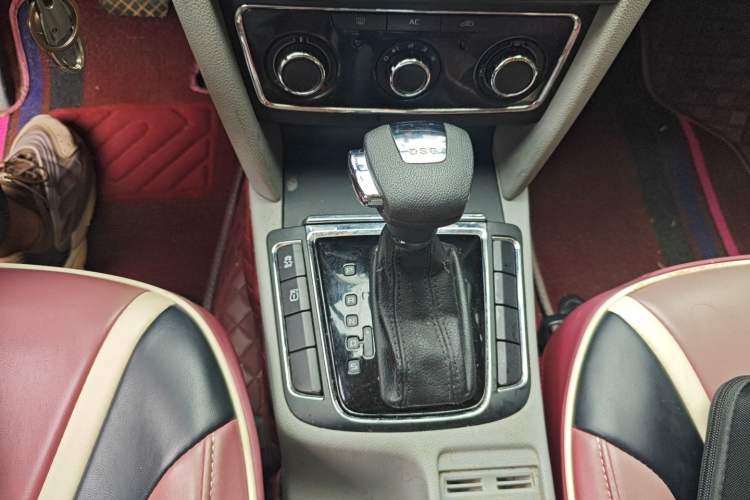 Used Skoda Superb 2010 1.4 TSI DSG Zhiya Edition