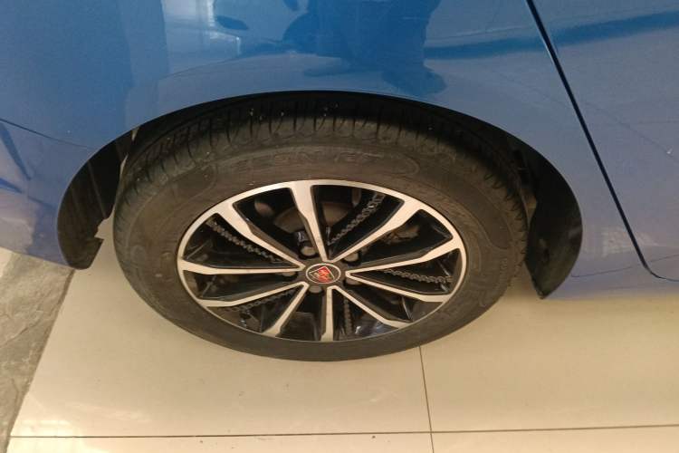 Used Roewe i5 2020 1.5L Automatic 4G Connect Luxury Flagship Edition