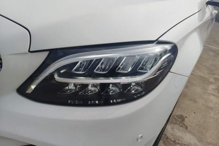 Used Mercedes-Benz C-Class 2019 C 180 L Fashion Edition Sport Version Left Front Headlight