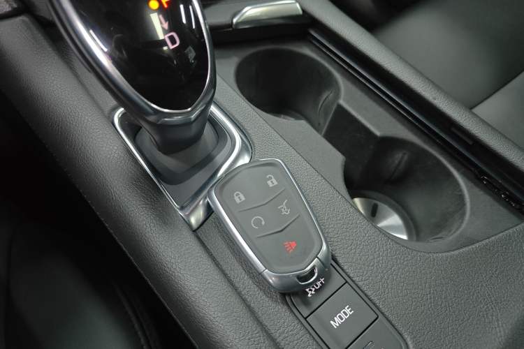 Used Cadillac XT5 2018 28T Four-Wheel Drive Luxury Model
