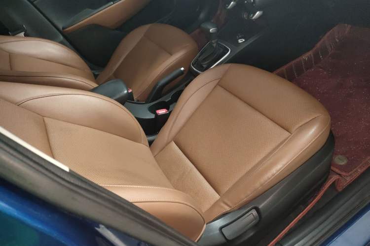 Used Kia KX Cross 2017 1.4L AT GLS