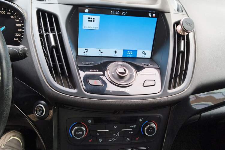 Used Ford Kuga 2017 EcoBoost 245 Four-Wheel-Drive Sport Model
