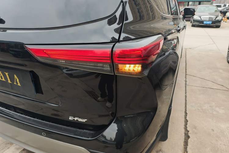 Used Toyota Highlander 2022 Dual-Engine 2.5L Four-Wheel Drive Supreme Edition 7-Seater