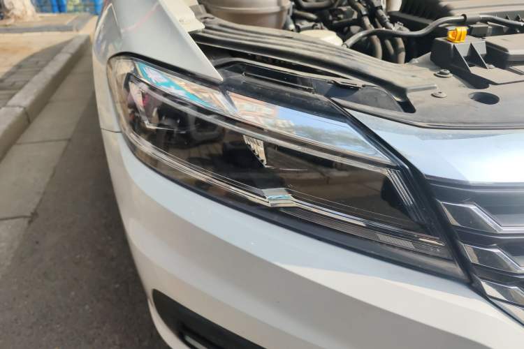 Used Volkswagen Lavida 2021 280TSI DSG Comfort Edition Right Front Headlight