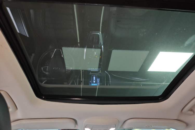 Used Ford Edge 2018 EcoBoost 245 Two-Wheel-Drive Titanium 7-Seater China V Standard