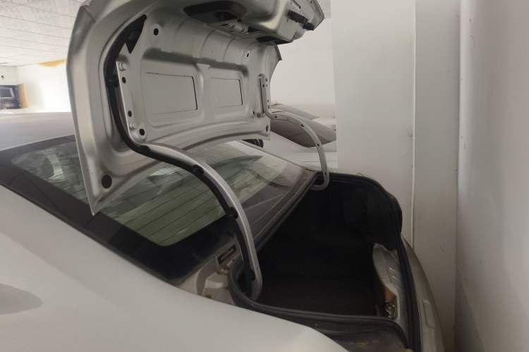 Used Citroen Elysee 2014 1.6L Automatic Fashion Model