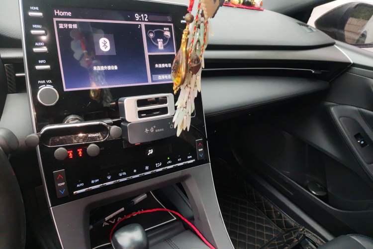 Used Toyota Avalon 2019 Dual-Engine 2.5L Luxury Edition China V Standard
