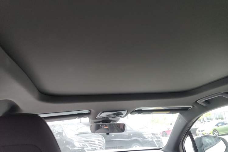 Used Lynk & Co 06 2025 Renew 1.5T Halo Headliner