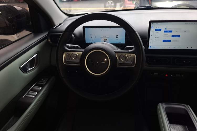 Used Wuling Bingo PLUS 2024 510 km Flagship Edition Four-Seater Version
