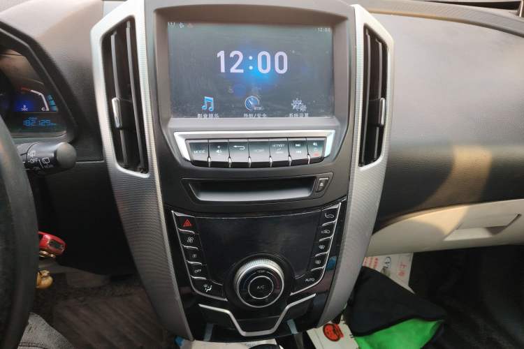 Used Luxgen U6 SUV 2014 1.8T Fashion Edition