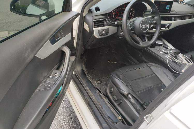 Used Audi A4L 2018 30th Anniversary Edition 40 TFSI Fashion Model