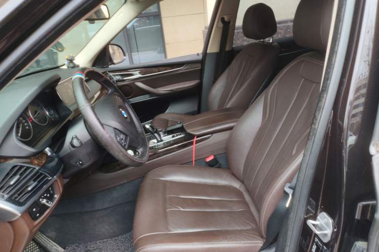 Used BMW X5 2015 xDrive28i