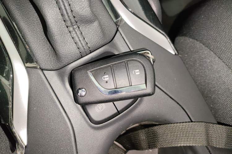 Used Toyota Corolla Cross 2024 2.0L Pioneer Edition
