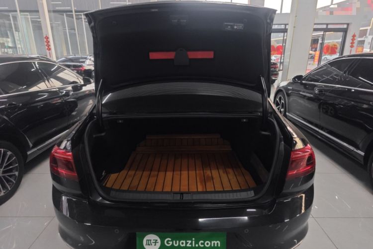 Used Volkswagen Magotan 2020 330TSI DSG Leading Model Trunk