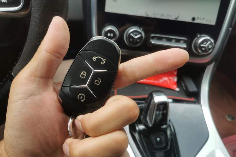 Used Lynk & Co 01 2017 2.0T Two-Wheel-Drive Version
