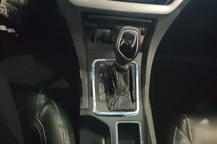 Used Geely Auto Emgrand 2016 Sedan 1.5L CVT Upward Version