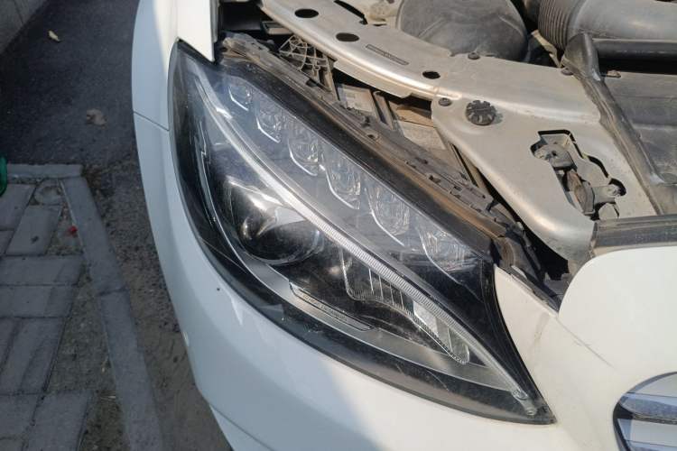 Used Mercedes-Benz C-Class 2015 C 200 station wagon