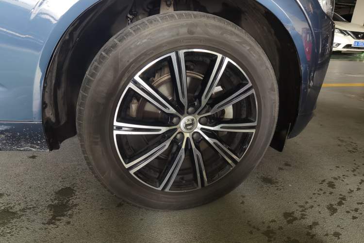 Used Volvo XC60 2021 T5 4x4 Smart Luxury Edition