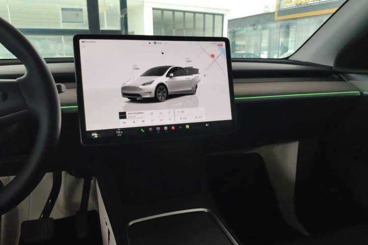 Used Tesla Model Y 2024 Rear-Wheel-Drive Version Audio And AC Panel
