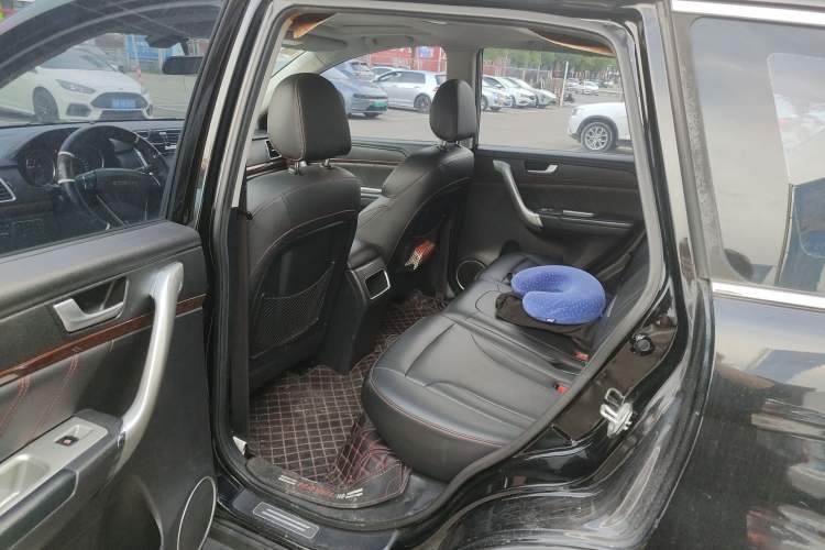 Used Haval H6 2015 Revised Version Sport Edition 1.5T Manual Transmission Two-Wheel Drive Elite Grade