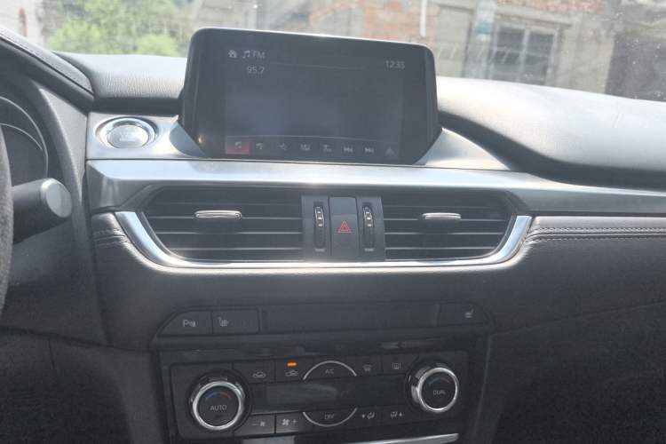 Used Mazda Atenza 2015 2.5L Blue Sky Prestige Edition Audio And AC Panel