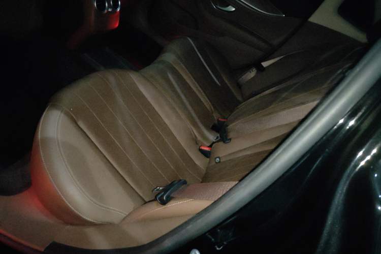 Used Mercedes-Benz E-Class 2019 E 260 L