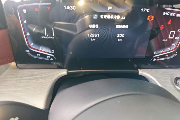 Used Hongqi H5 2025 1.5T DCT Qiyun 500 000th Unit Commemorative Edition Instrument Cluster