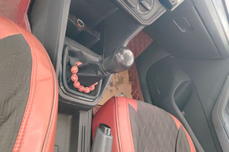 Used Volkswagen Jetta 2017 1.5L Manual Fashion Edition