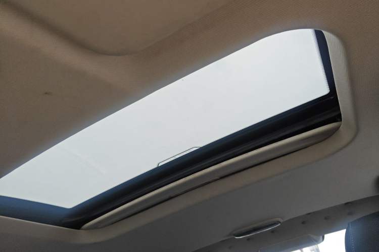 Used Ford Escort 2015 1.5L Automatic Fashion Model