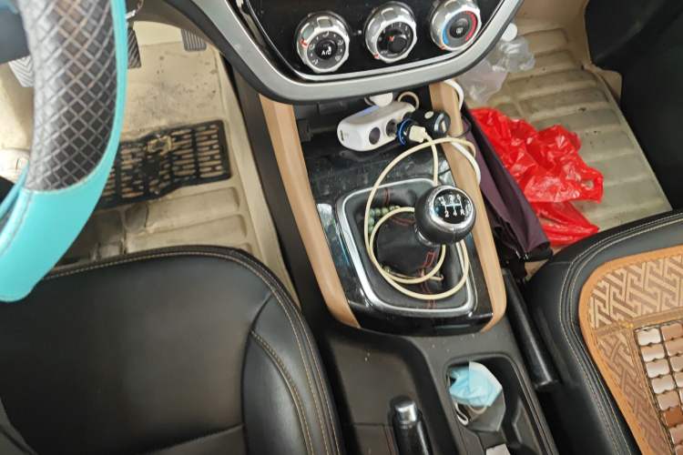 Used Jinbei F50 2017 1.6L Manual Comfort Model
