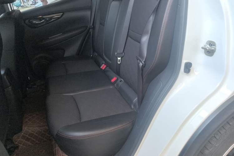 Used Nissan Qashqai 2016 2.0L CVT Luxury Edition
