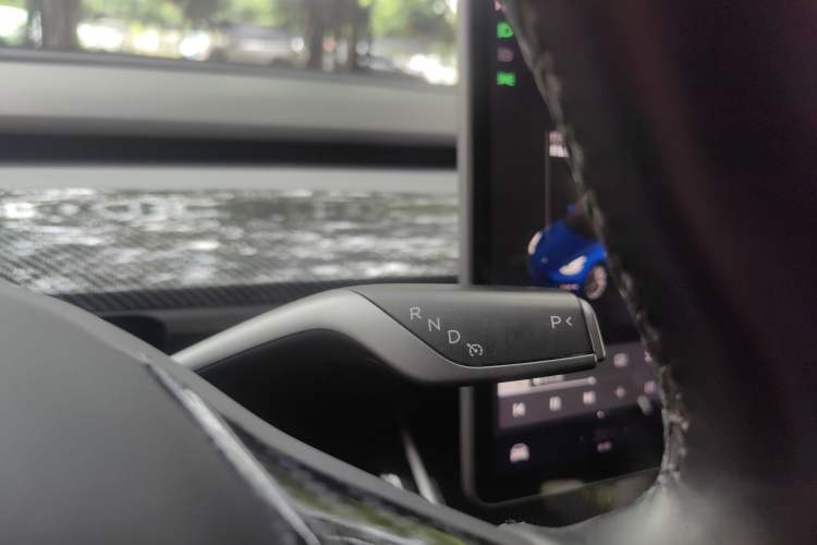 Used Tesla Model 3 2019 Long-Range All-Wheel-Drive Version