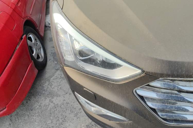 Used Hyundai Grand SantaFe 2013 3.0L 7-Seater 4x4 Flagship Edition
