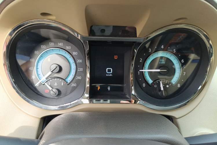 Used Buick LaCrosse 2011 2.4L SIDI Luxury Edition Instrument Cluster