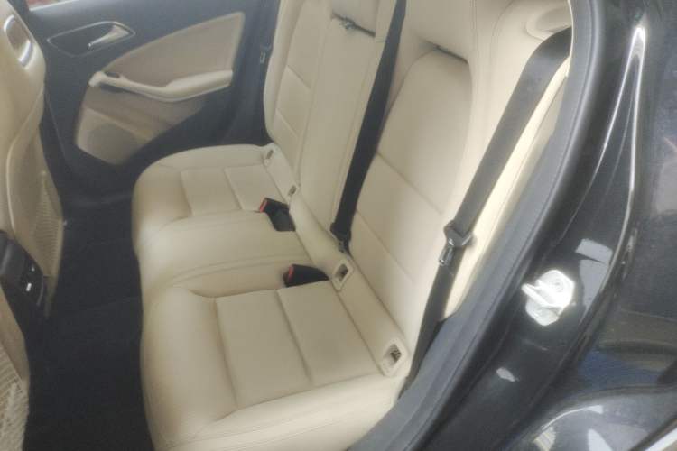 Used Mercedes-Benz GLA 2017 GLA 200 Fashion Model
