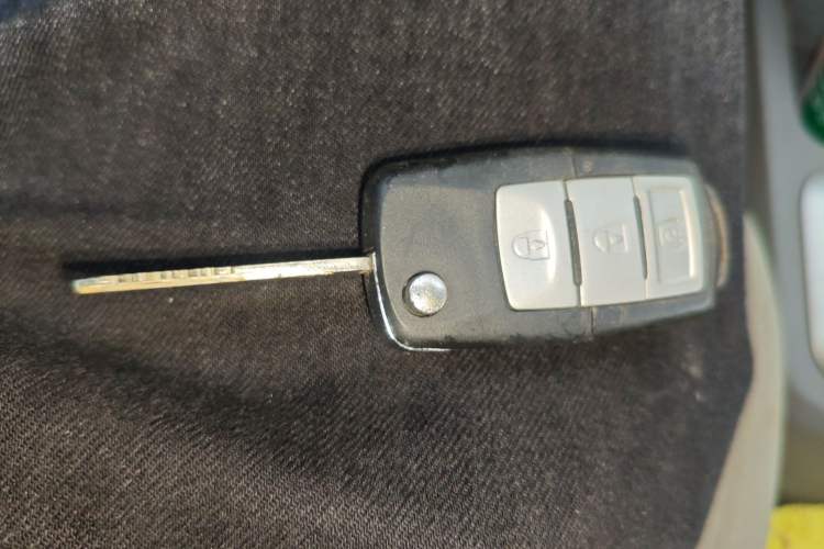 Used BAIC Weiwang M20 2014 1.5L Basic Version BJ415B Vehicle Key