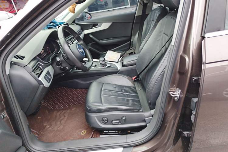 Used Audi A4L 2017 Plus 45 TFSI quattro Sport model