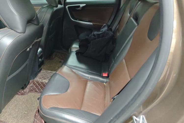 Used Volvo XC60 2017 T5 AWD Smart Range Edition