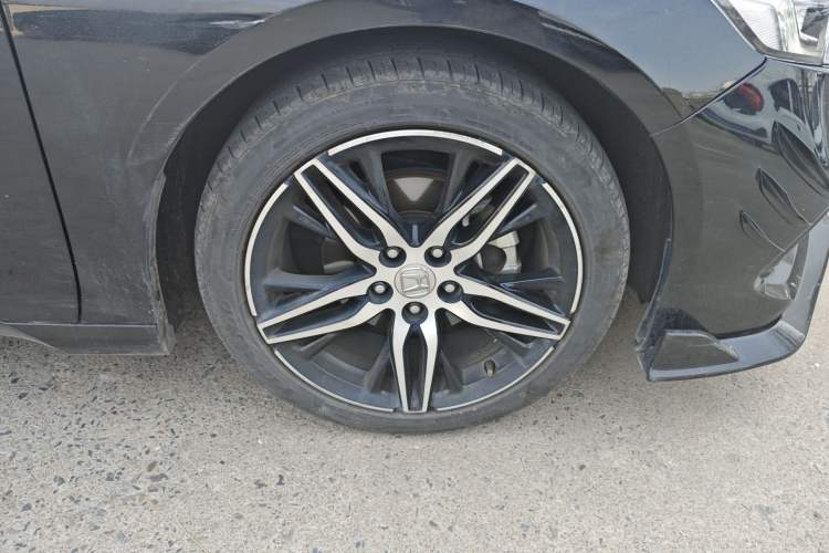 Used Honda Accord 2022 260TURBO Phantom Night · Prestige Edition Right Front Wheel Hub