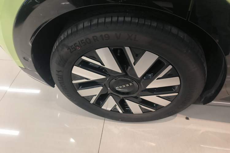 Used Zeekr MIX 2025 Long-Range Intelligent Driving Edition
