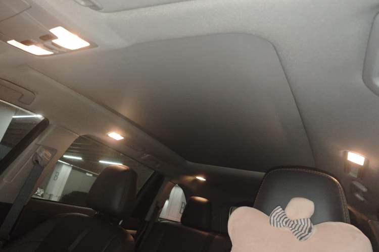 Used Toyota Highlander 2021 2.0T Four-Wheel Drive Luxury Edition 7 Seats Headliner